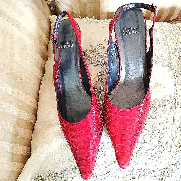 STUART WEITZMAN 8.5 M DARK RED CROCODILE EMBOSSED ALL LEATHER SLINGBACK HEELS - Picture 3 of 11